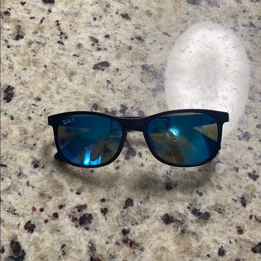 Men’s Ray Ban sunglasses